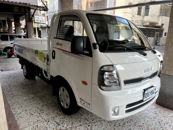 3.25噸貨車 - 吉麟貨車租賃
